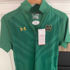 Under Armour UNIVERSITY OF NOTRE DAME Heatgear Athletic Polo